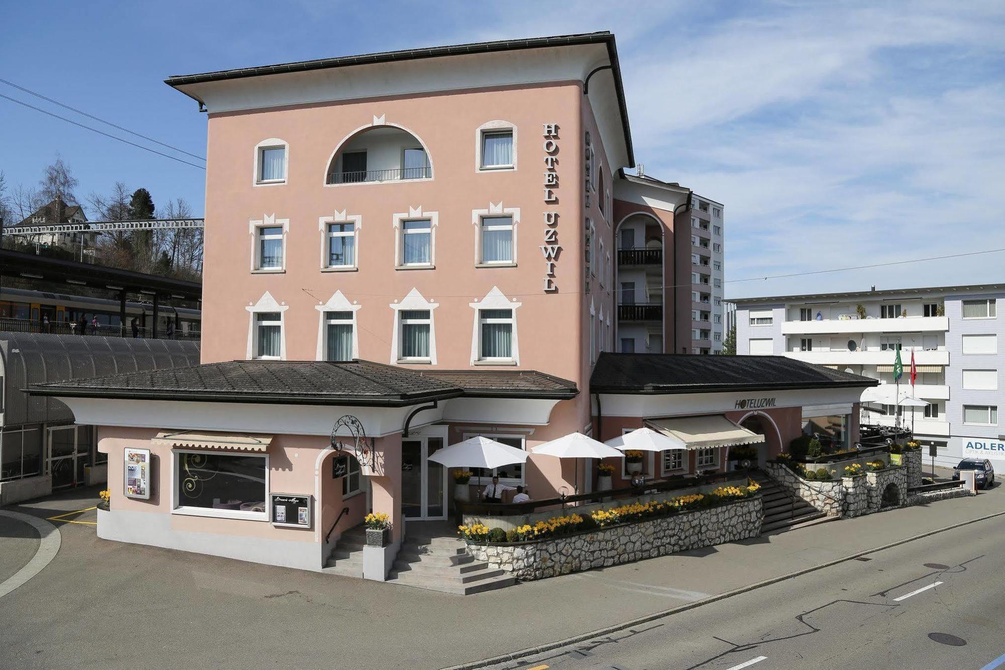 Hotel Uzwil Esterno foto
